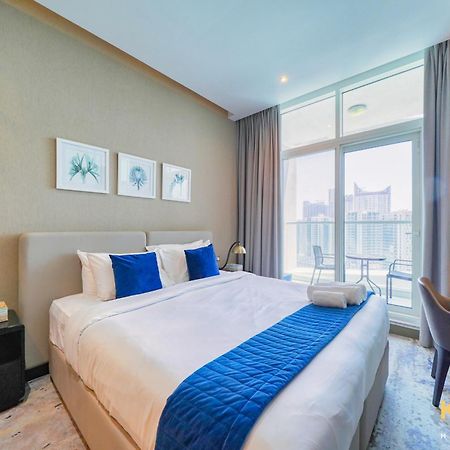 Sleek Studio In Prive With Stunning Canal View Dubai Eksteriør bilde